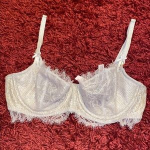 VS Dream Angels Wicked unlined uplift scoop bra
